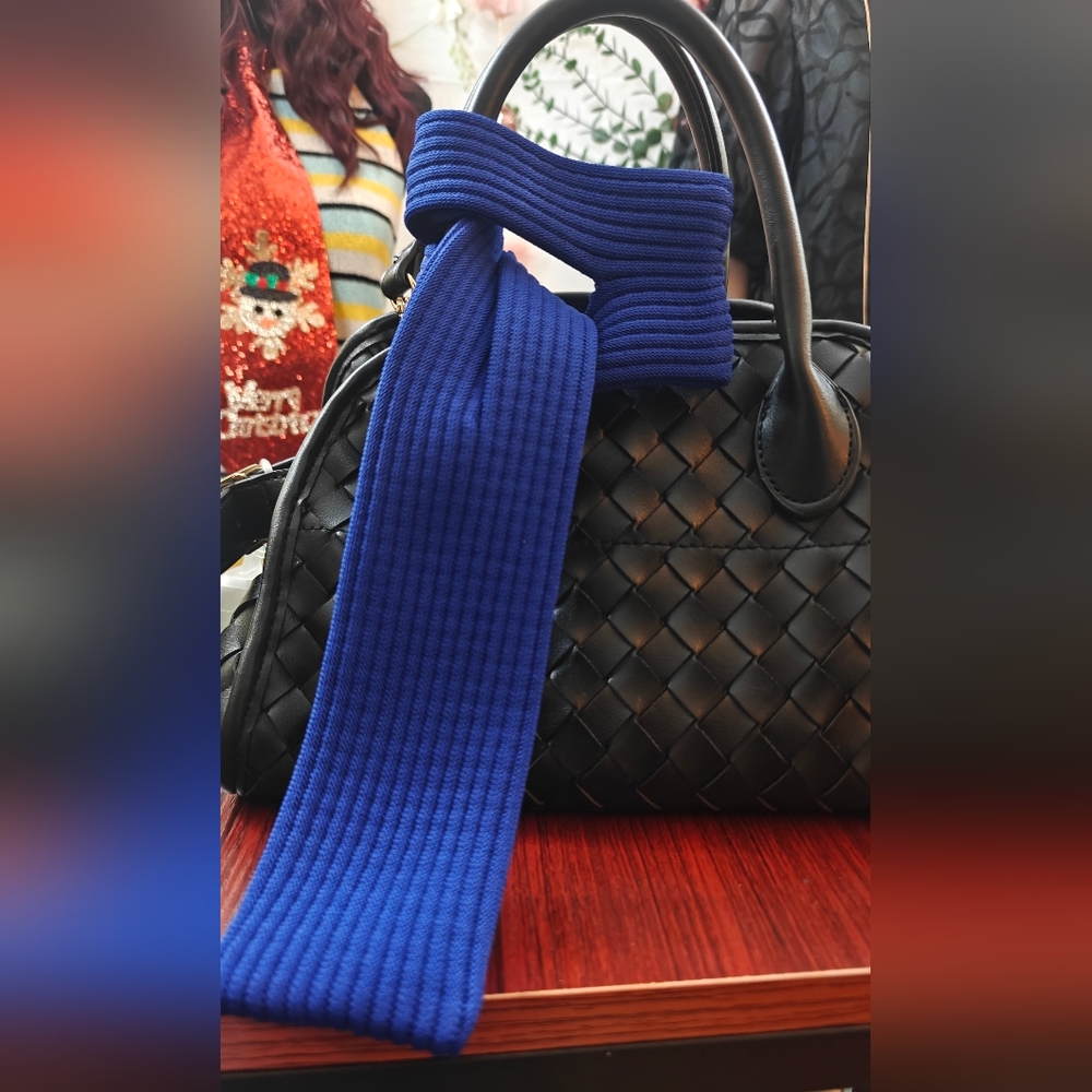 ✨ Stretch Pocket Phone Sleeve short strap– Hands-Free, Stylish & Secure ✨